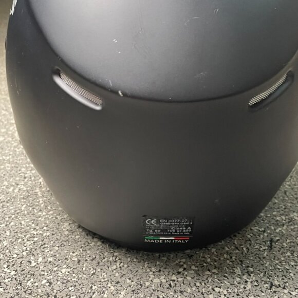 Osbe Bellagio Ski Snowboard Helmet - Sleek Italian Design & Superior Protection main image 6